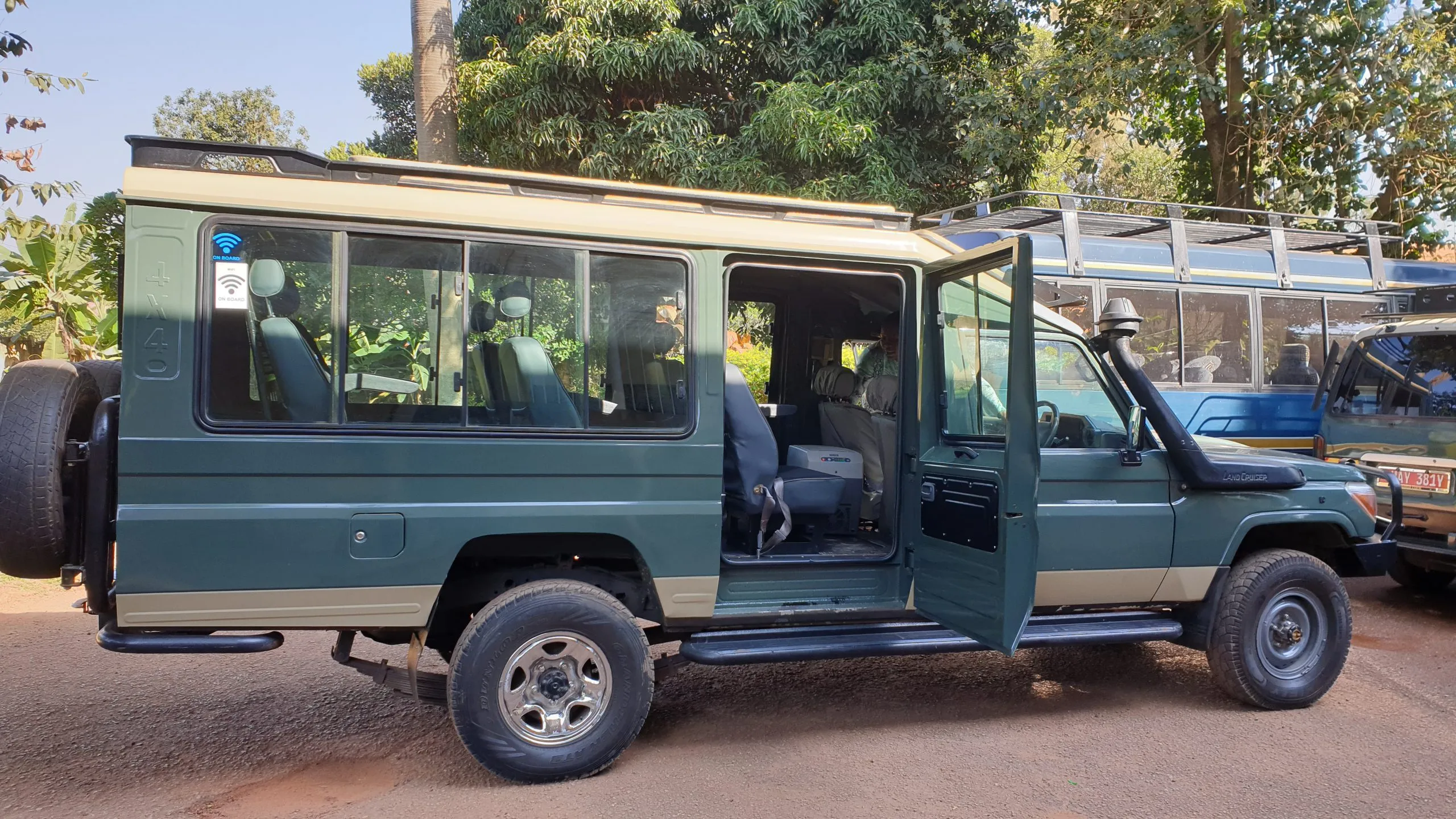 Toyota Land cruiser Safari Extended for Hire in Uganda