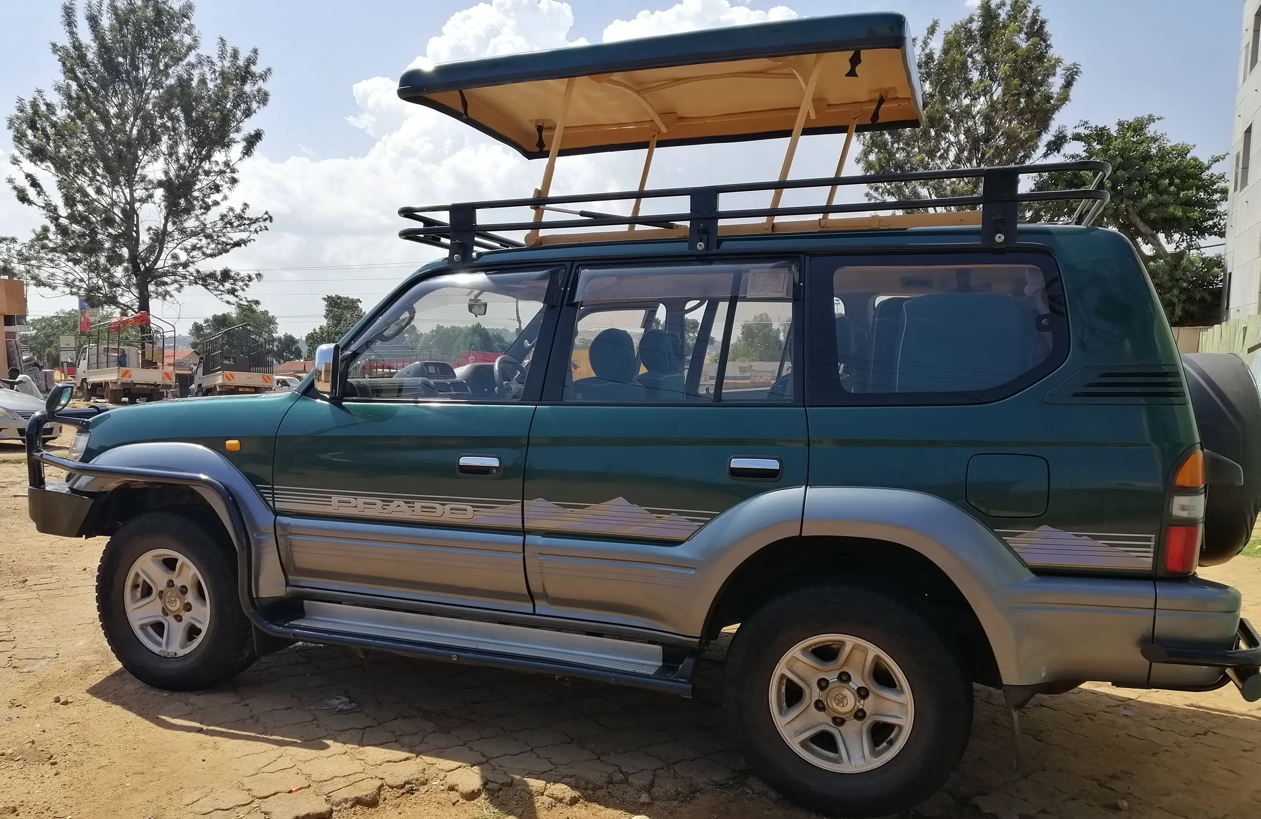 Toyota land cruiser TX/TZ Prado Rentals in Uganda